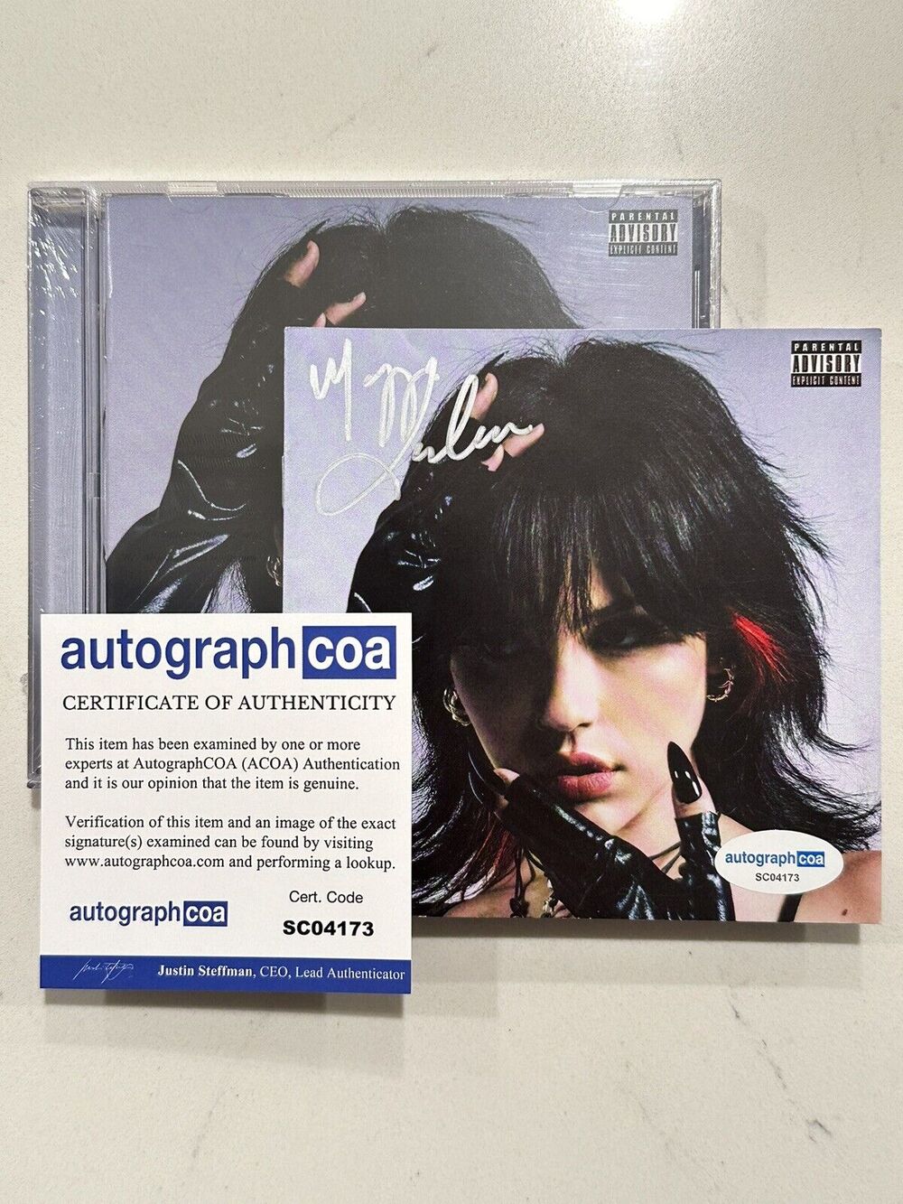 MAGGIE LINDEMANN - Paranoia Cd with Signed / Autographed COA Booklet - ACOA #1